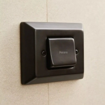 VALVULA DESCARGA INODORO PEIRANO CON TECLA TECNO BLACK NEGRO 02010N COMPLETA