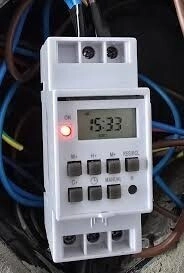 TIMER DIGITAL PROGRAMABLE PARA RIEL ZURICH COD:XTIM03207