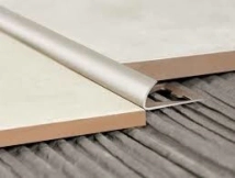 PERFIL ACERO BRILLANTE  GUARDA ARCO COD: 1580  10 MM X 2,5MT